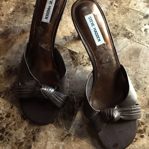 STEVE MADDEN Heels - Picture 1 of 3